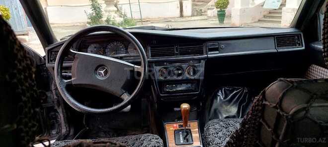 Mercedes 190 1992, 252,525 km - 2.0 l - Sumqayıt