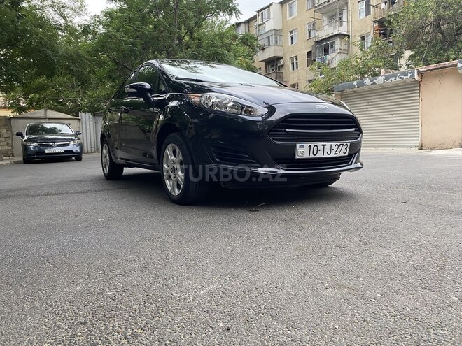 Ford Fiesta 2015, 159,325 km - 1.6 л - Bakı