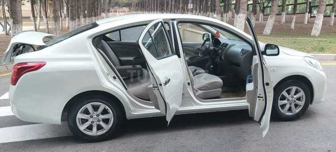 Nissan Sunny 2012, 176,300 km - 1.5 л - Bakı