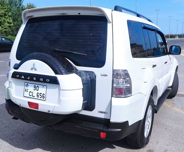 Mitsubishi Pajero 2008, 198,500 km - 3.0 l - Bakı