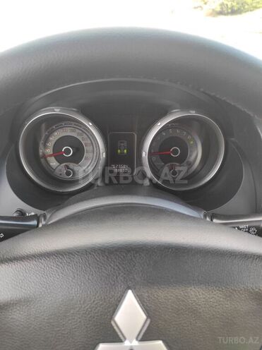 Mitsubishi Pajero 2008, 198,500 km - 3.0 l - Bakı