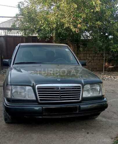 Mercedes E 220 1994, 293,633 km - 2.2 l - Bakı