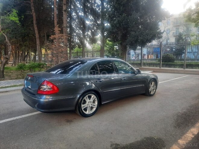 Mercedes E 220 2007, 196,000 km - 2.2 l - Bakı