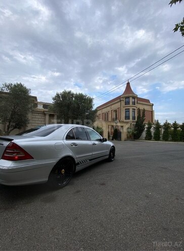 Mercedes C 240 2002, 255,000 km - 2.6 l - Bakı