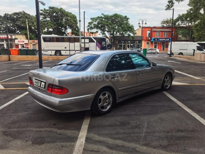 Mercedes E 240 2000, 439,000 km - 2.6 l - Bakı