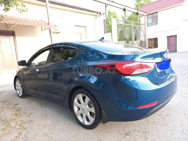 Hyundai Elantra 2014, 135,200 km - 1.8 l - Bakı