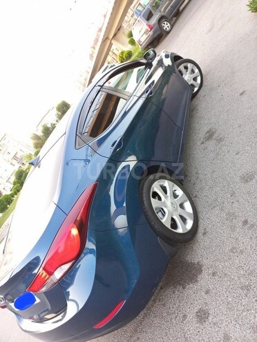 Hyundai Elantra 2014, 135,200 km - 1.8 l - Bakı