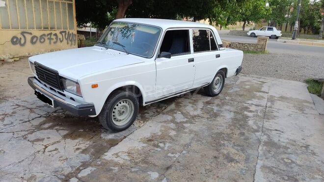 LADA (VAZ) 2105 1981, 999,999 km - 1.5 л - Qazax