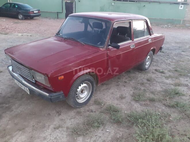 LADA (VAZ) 2107 1982, 20,800 km - 1.5 л - Salyan