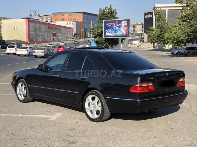Mercedes E 270 2000, 330,000 km - 2.7 l - Bakı