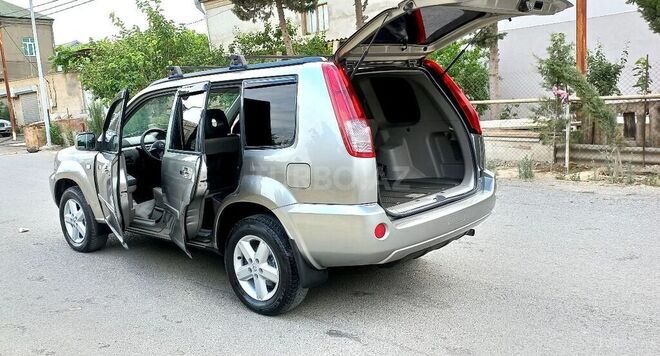 Nissan X-Trail 2004, 210,000 km - 2.0 l - Bakı