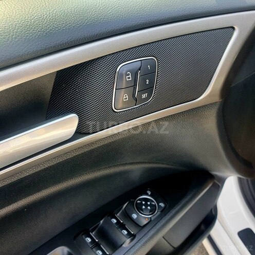 Ford Fusion 2017, 132,000 km - 2.0 l - Bakı