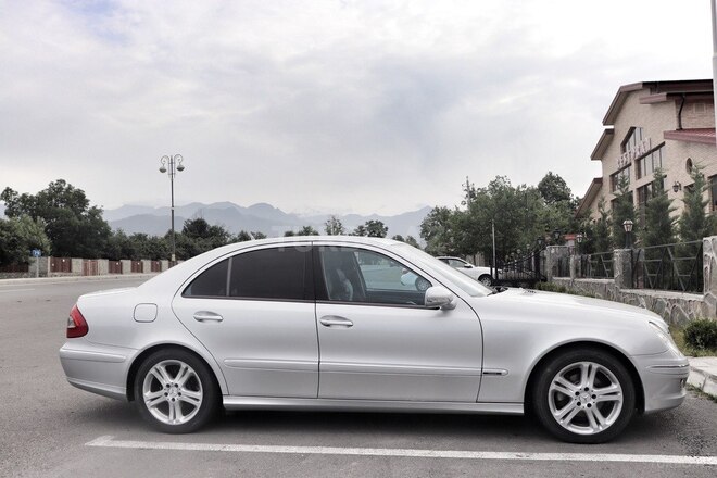 Mercedes E 220 2008, 183,000 km - 2.2 л - Bakı