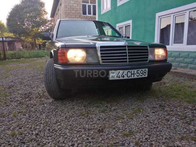 Mercedes 190 1993, 450,000 km - 2.5 l - Masallı