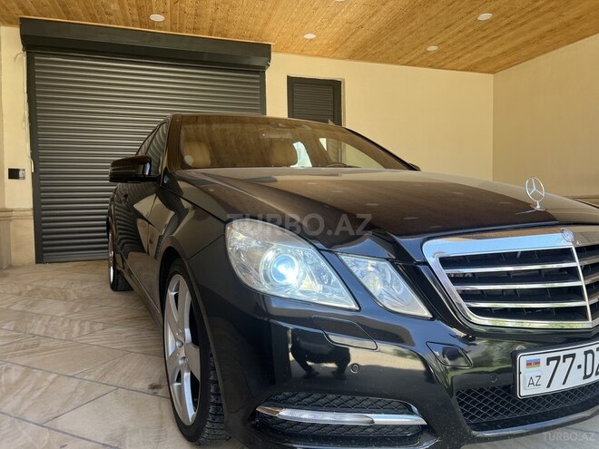 Mercedes E 350 2011, 124,000 km - 3.5 l - Bakı