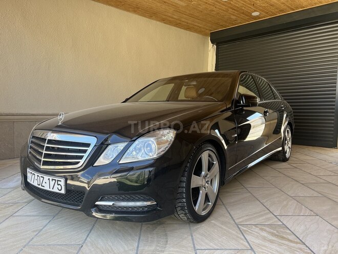 Mercedes E 350 2011, 124,000 km - 3.5 l - Bakı