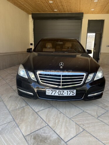 Mercedes E 350 2011, 124,000 km - 3.5 l - Bakı