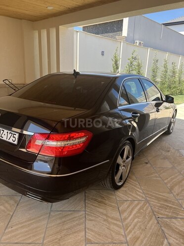 Mercedes E 350 2011, 124,000 km - 3.5 l - Bakı