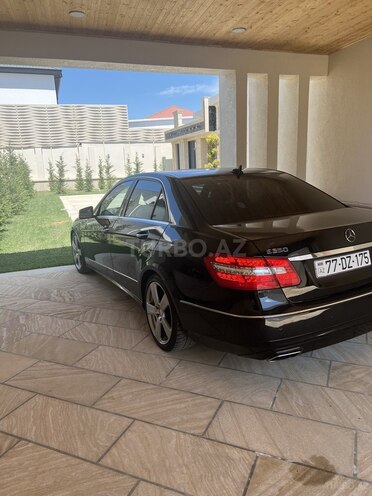 Mercedes E 350 2011, 124,000 km - 3.5 l - Bakı