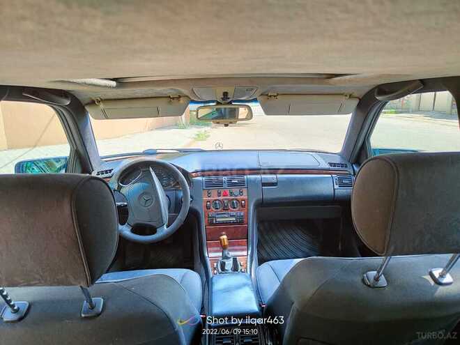 Mercedes E 200 1997, 102,000 km - 2.0 l - Tovuz