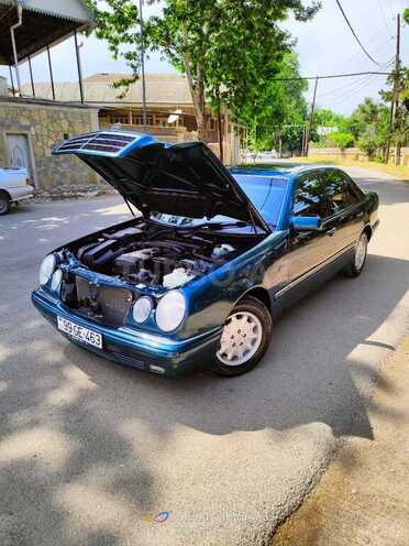Mercedes E 200 1997, 102,000 km - 2.0 l - Tovuz