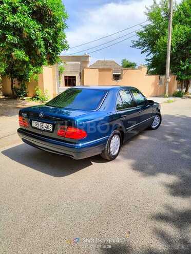 Mercedes E 200 1997, 102,000 km - 2.0 l - Tovuz