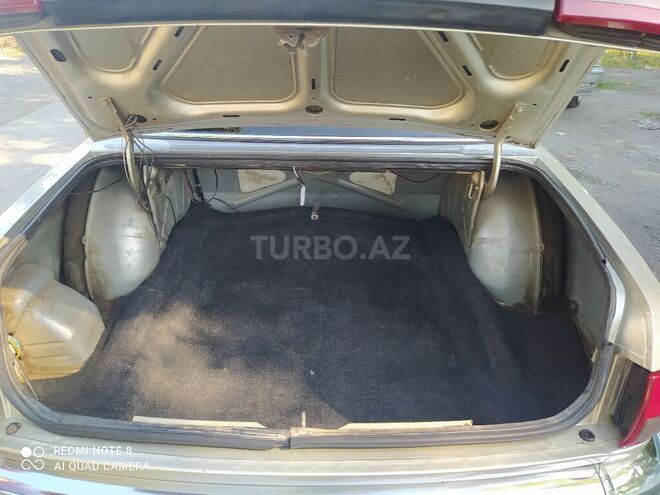 GAZ 3110 2005, 250,000 km - 2.4 l - Qax