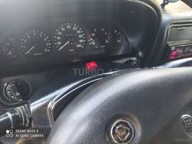 GAZ 3110 2005, 250,000 km - 2.4 l - Qax