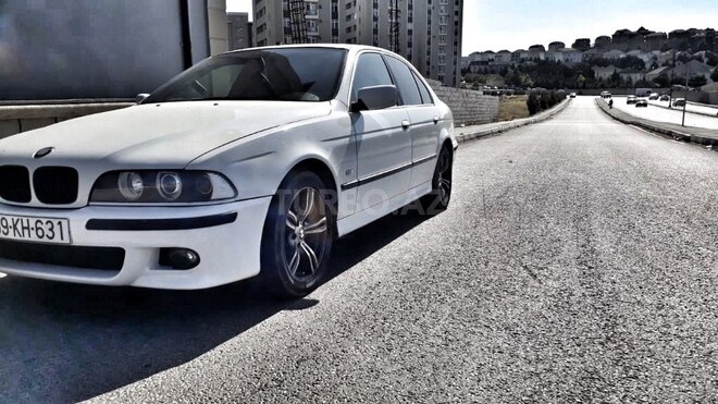 BMW 528 1999, 210,685 km - 2.8 l - Bakı