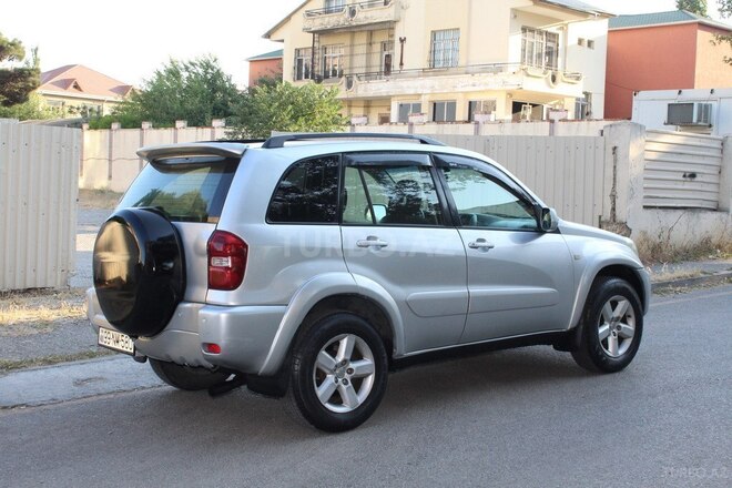 Toyota RAV4 2004, 297,000 km - 2.0 л - Bakı