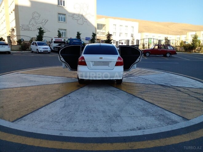 Chevrolet Aveo 2011, 100,000 km - 1.4 l - Bakı