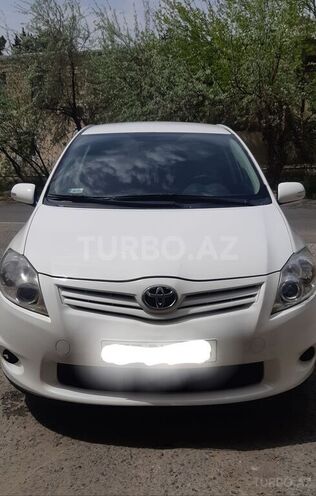 Toyota Auris 2011, 128,712 km - 1.4 l - Bakı