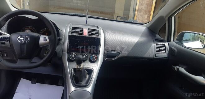 Toyota Auris 2011, 128,712 km - 1.4 l - Bakı