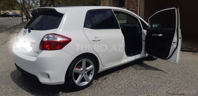 Toyota Auris 2011, 128,712 km - 1.4 l - Bakı