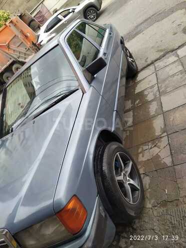 Mercedes 190 1990, 384,139 km - 2.5 l - Bakı