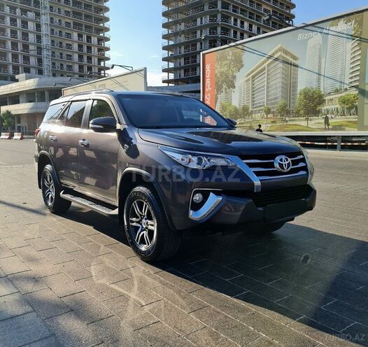 Toyota Fortuner 2016, 93,500 km - 2.7 l - Bakı