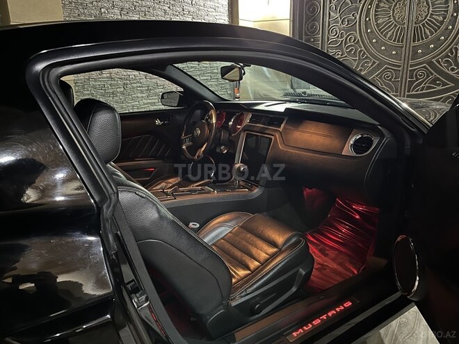 Ford Mustang 2011, 201,000 km - 3.7 l - Bakı