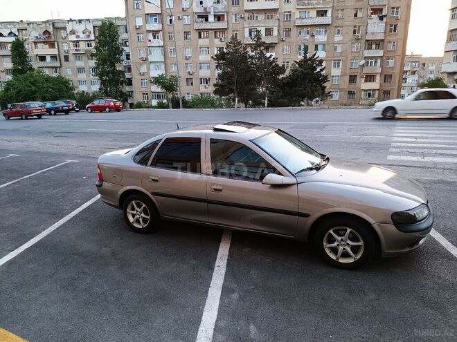 Opel Vectra 1997, 297,681 km - 1.8 l - Bakı