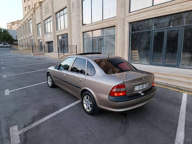 Opel Vectra 1997, 297,681 km - 1.8 l - Bakı