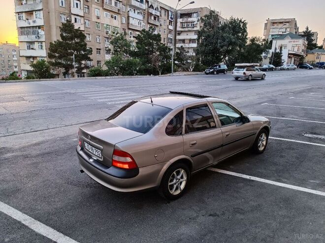 Opel Vectra 1997, 297,681 km - 1.8 l - Bakı