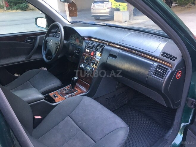 Mercedes E 270 2000, 350,000 km - 2.7 l - Bakı