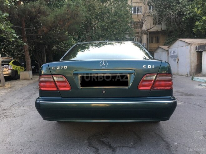 Mercedes E 270 2000, 350,000 km - 2.7 l - Bakı
