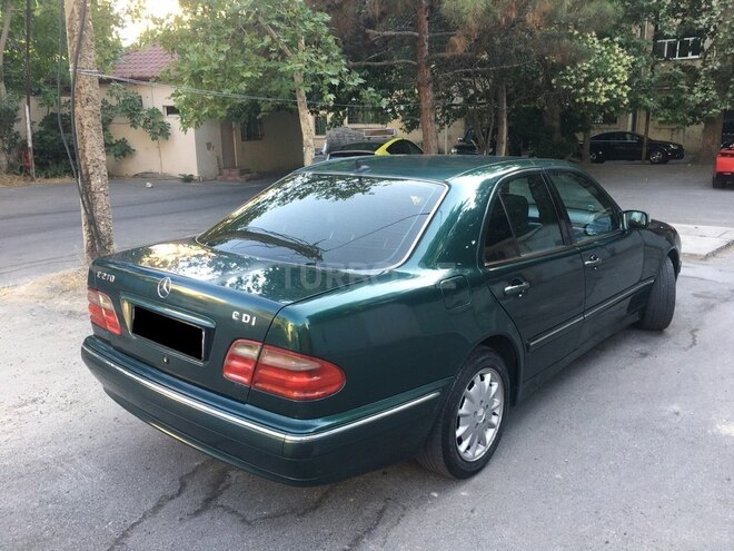 Mercedes E 270 2000, 350,000 km - 2.7 l - Bakı