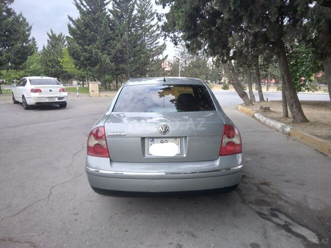 Volkswagen Passat 2004, 280,000 km - 1.8 l - Bakı