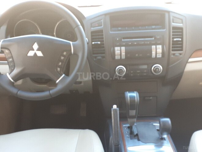 Mitsubishi Pajero 2007, 146,000 km - 3.0 l - Bakı
