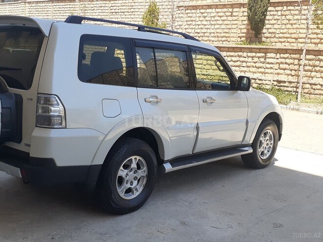 Mitsubishi Pajero 2007, 146,000 km - 3.0 l - Bakı