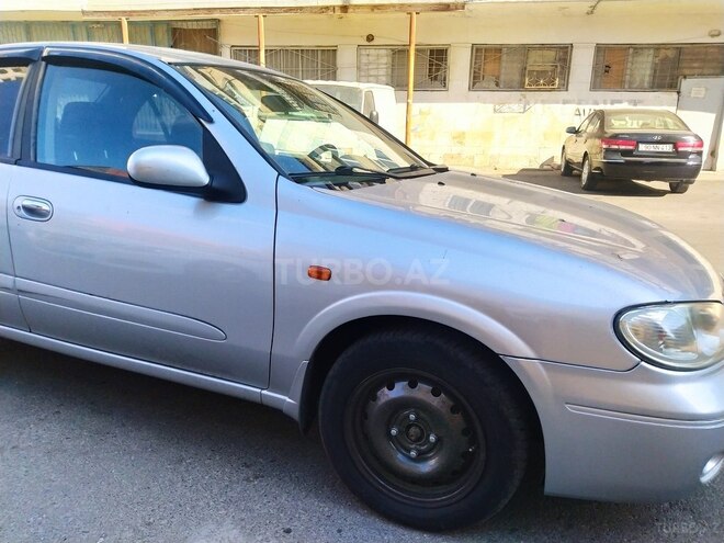 Nissan Sunny 2005, 180,000 km - 1.6 l - Bakı