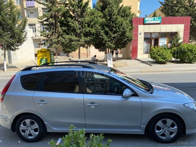 Hyundai i30 2010, 195,000 km - 1.6 л - Bakı