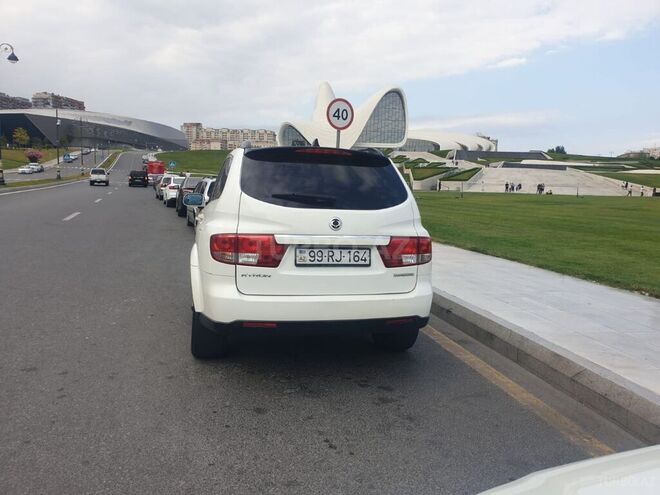 Ssang Yong Kyron 2008, 210,000 km - 3.2 л - Bakı