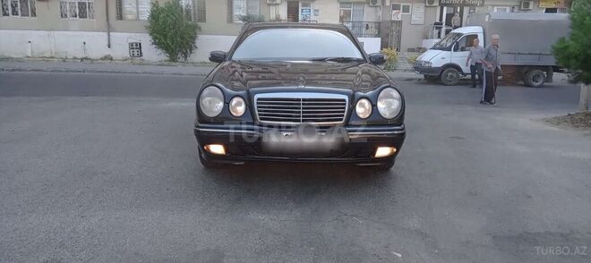 Mercedes E 240 1997, 282,000 km - 2.4 l - Bakı